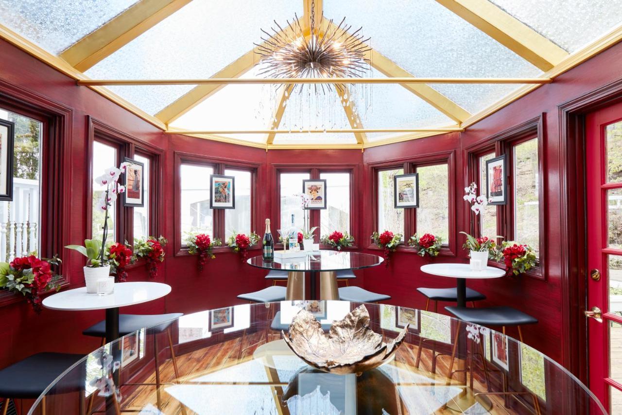 Bed & Breakfast The Cornell Inn, & The Berkshires Lenox