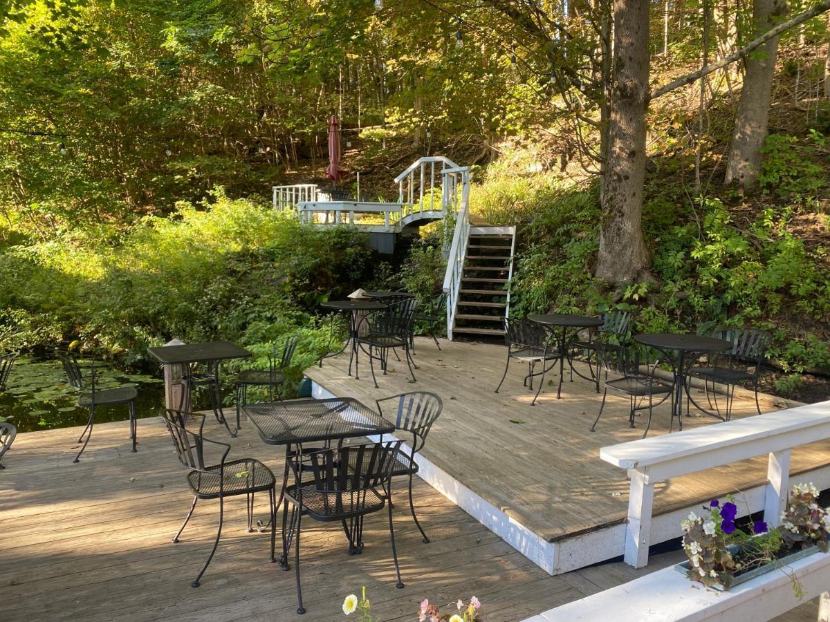 The Cornell Inn, & The Berkshires 3*